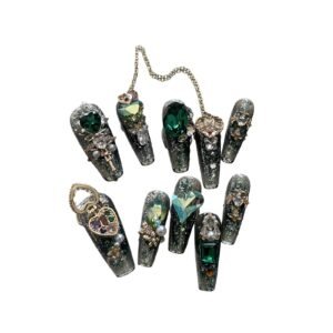 O1CN01HyuDGU2L3nn6URSGh_!!2214095489637-0-cib Glass Slipper Dreams-Handmade